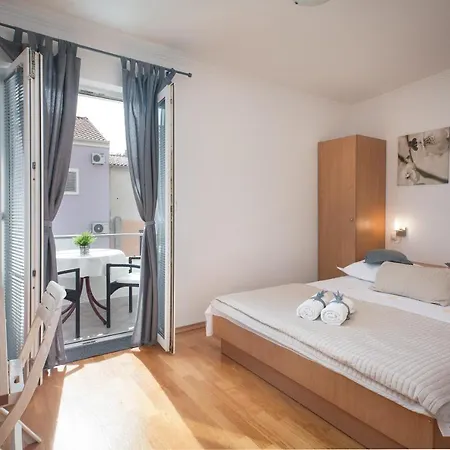 Center Kuzmanic * Makarska